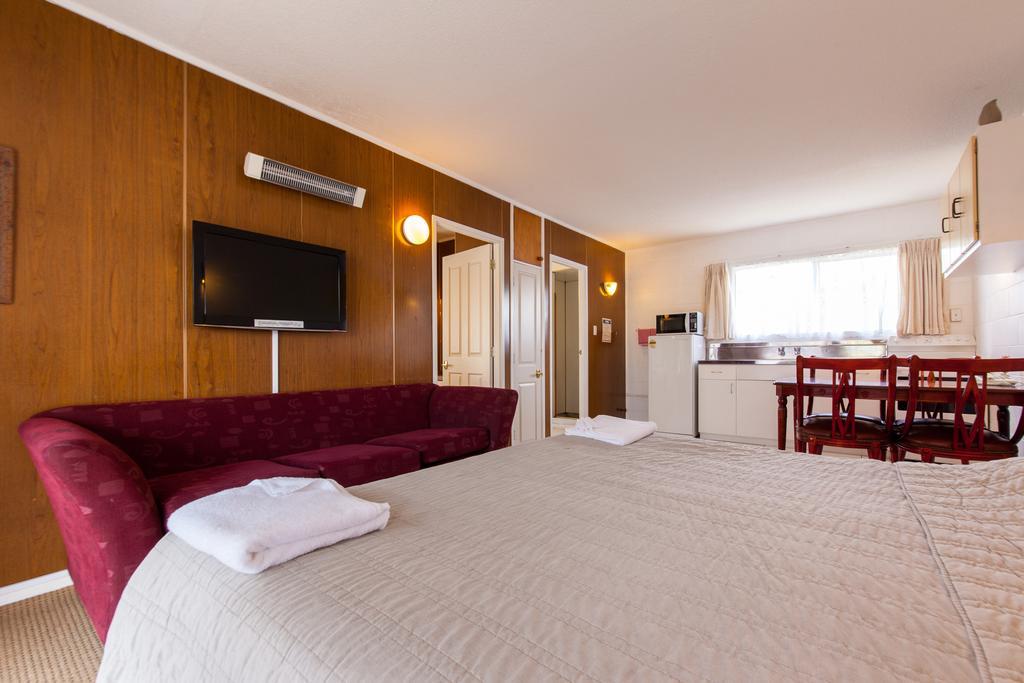 Sunset Lodge Motel Taupaki Zimmer foto